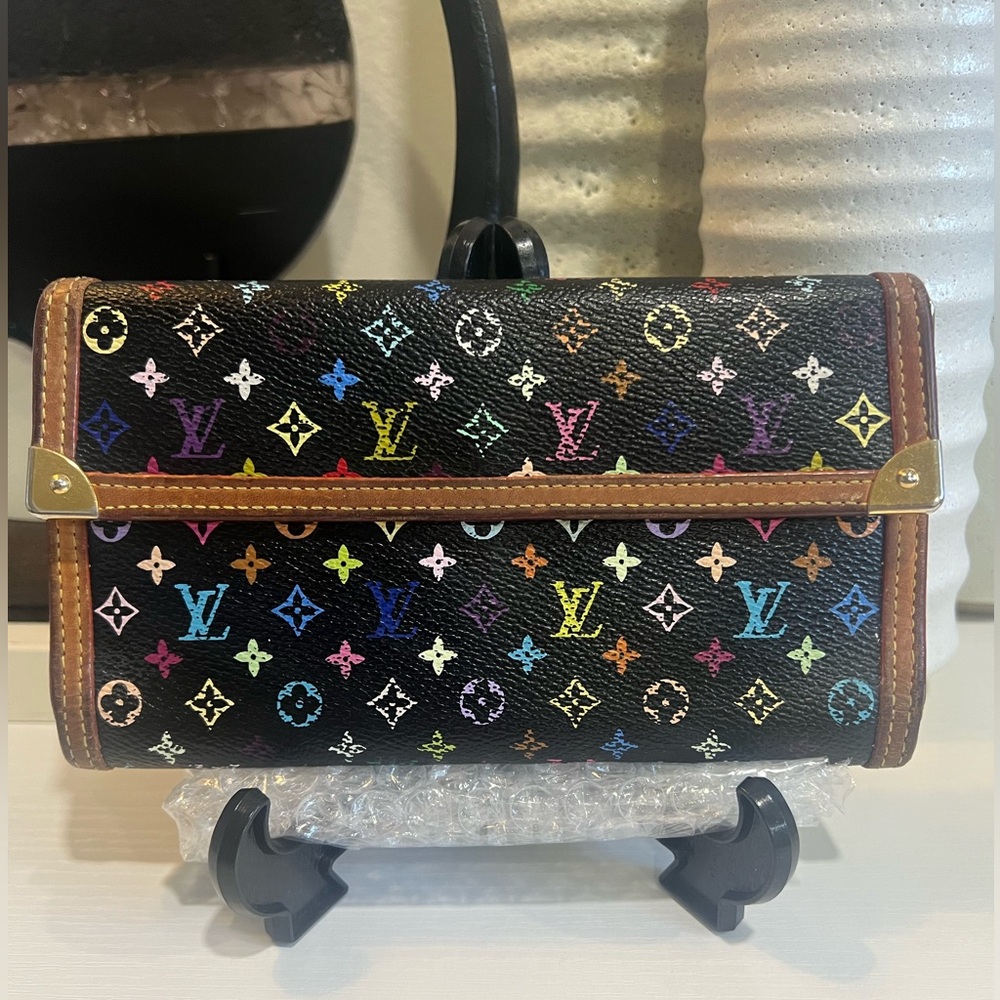 SOLD Louis Vuitton Murakami Multicolored Wallet with Box - Picture 2 of 14